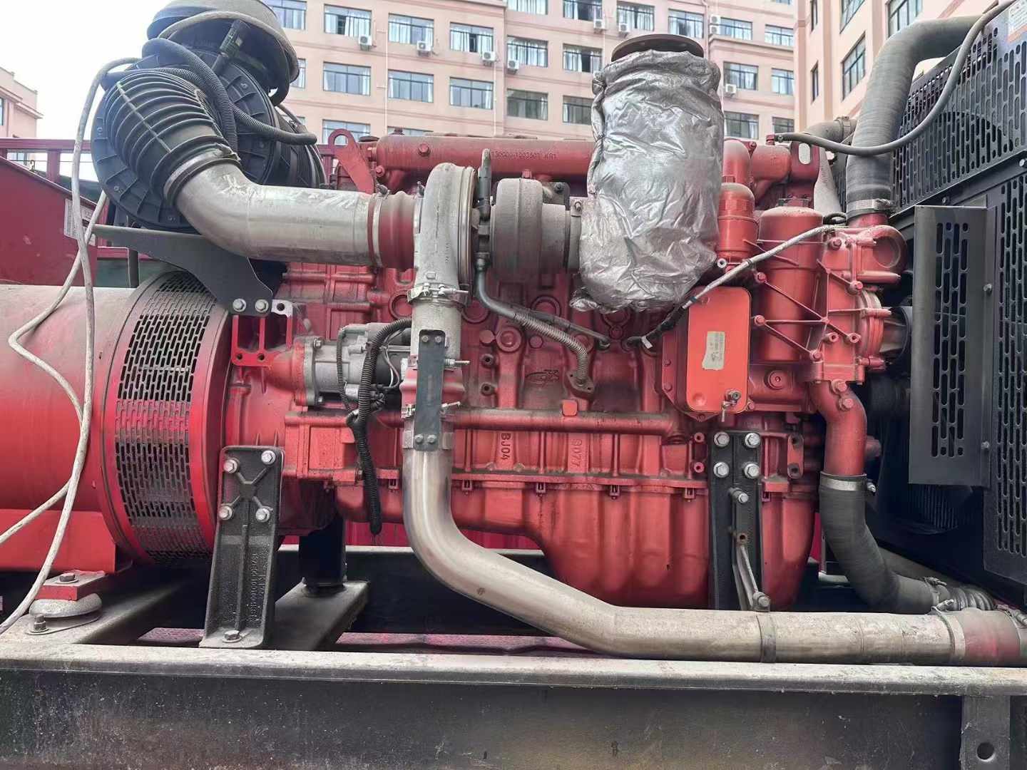 银海如何选择适合 600kW 柴油发电机组的过载保护器？