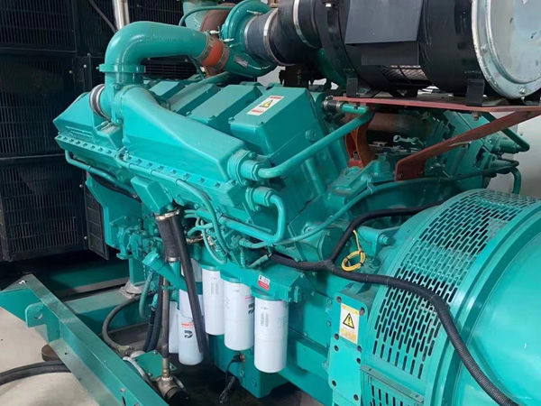 银海更换100kW柴油发电机组机油时，需要注意哪些事项？